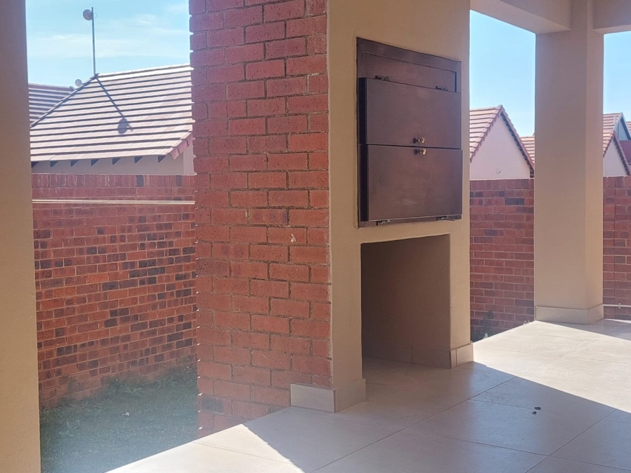 3 Bedroom Property for Sale in Wild Olive Estate Free State